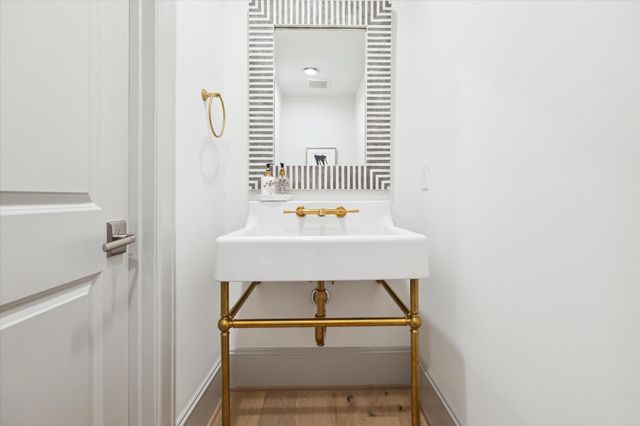 207 Sutton Row Place, Houston, TX 77024