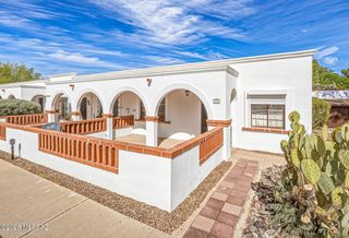 329 S Paseo Tierra Apt D, Green Valley, AZ 85614