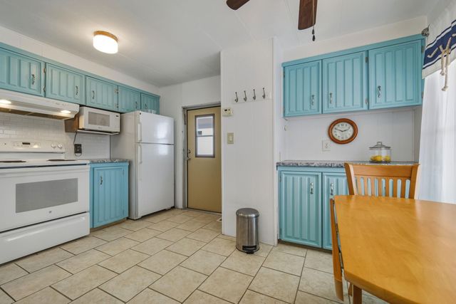 2851 W Marina Drive, Fort Lauderdale, FL 33312