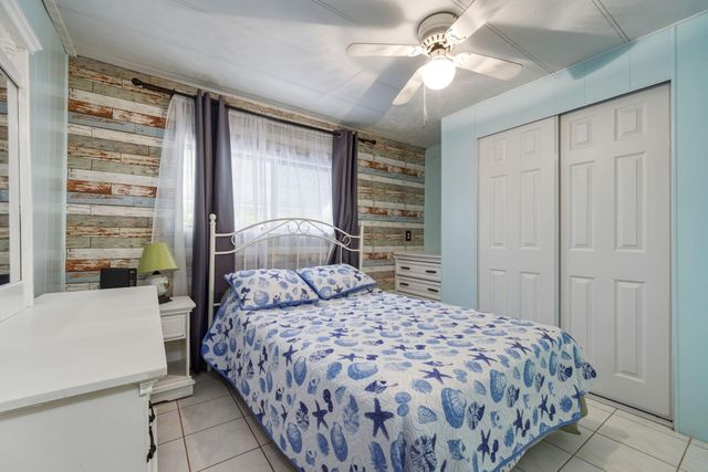 2851 W Marina Drive, Fort Lauderdale, FL 33312