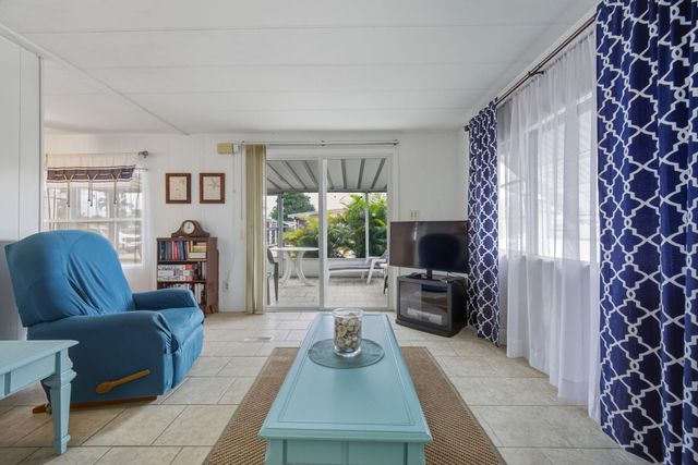 2851 W Marina Drive, Fort Lauderdale, FL 33312