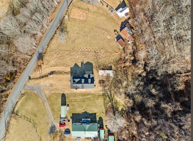 3110 Jamison Mountain RD, Covington, VA 24426