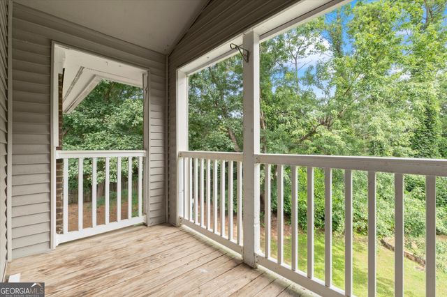 705 Barrington Hills Drive, Atlanta, GA 30350