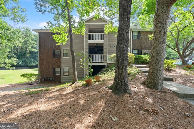 705 Barrington Hills Drive, Atlanta, GA 30350