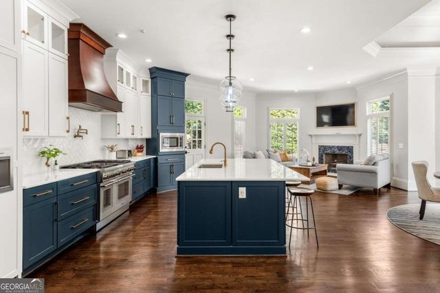 1155 Crest Valley Drive NW, Sandy Springs, GA 30327