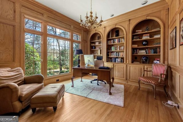 1155 Crest Valley Drive NW, Sandy Springs, GA 30327