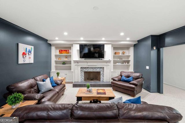 1155 Crest Valley Drive NW, Sandy Springs, GA 30327