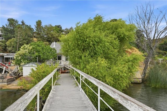 4075 Mesa Drive, Clearlake, CA 95422
