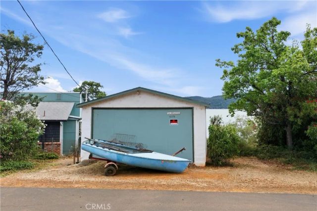 4075 Mesa Drive, Clearlake, CA 95422