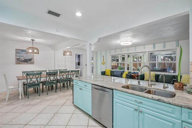 13801 87TH AVENUE, Seminole, FL 33776