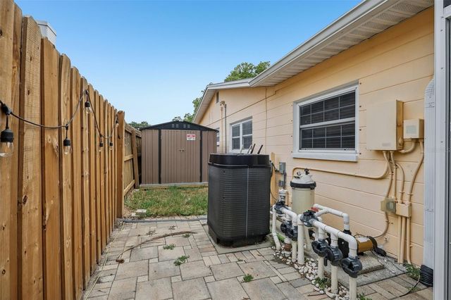 13801 87TH AVENUE, Seminole, FL 33776