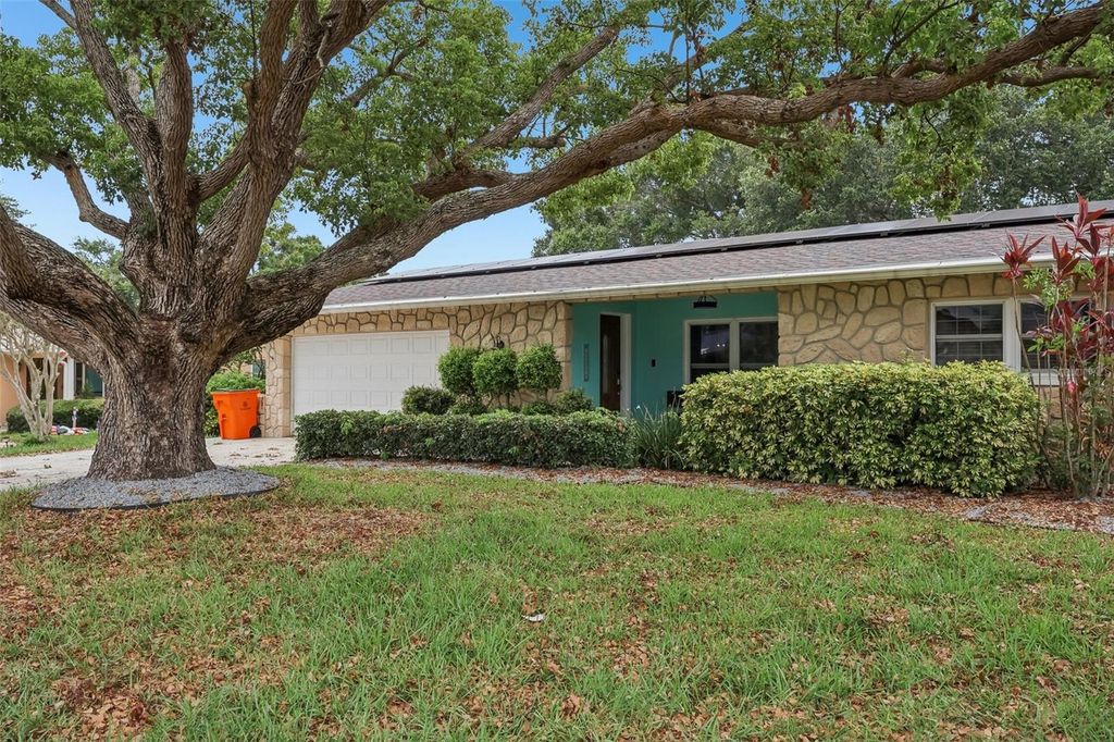 13801 87TH AVENUE, Seminole, FL 33776