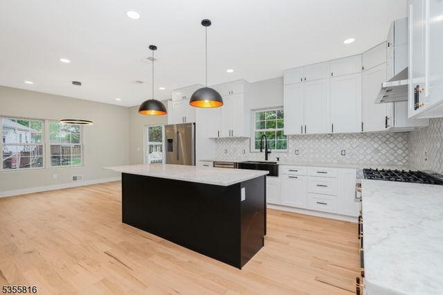 2810 Beatty St, Piscataway Twp., NJ 08854