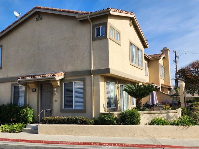 3410 E Glastonbury Lane A, Orange, CA 92869