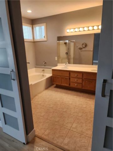 3410 E Glastonbury Lane A, Orange, CA 92869