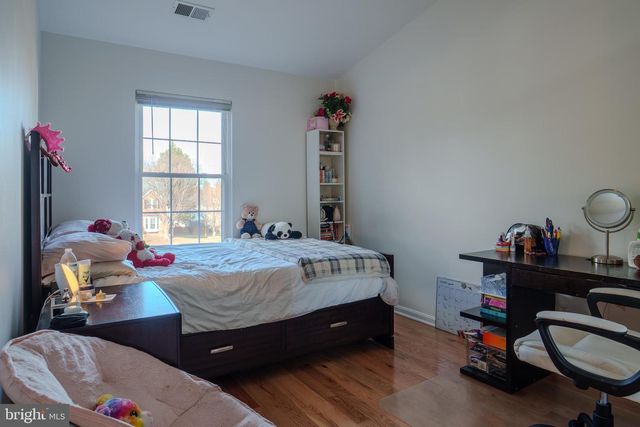 16785 CAPON TREE LN, Woodbridge, VA 22191