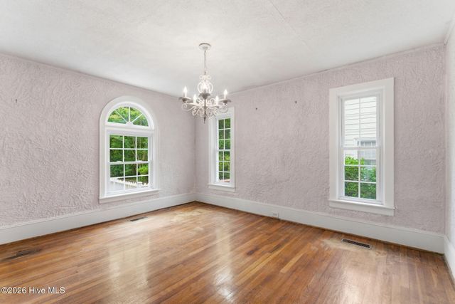 1411 Hawthorne Road, Wilmington, NC 28403