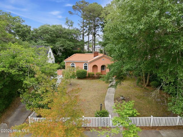 1411 Hawthorne Road, Wilmington, NC 28403
