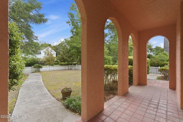 1411 Hawthorne Road, Wilmington, NC 28403