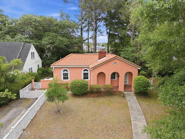 1411 Hawthorne Road, Wilmington, NC 28403