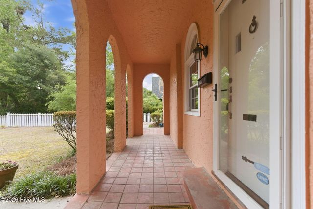 1411 Hawthorne Road, Wilmington, NC 28403