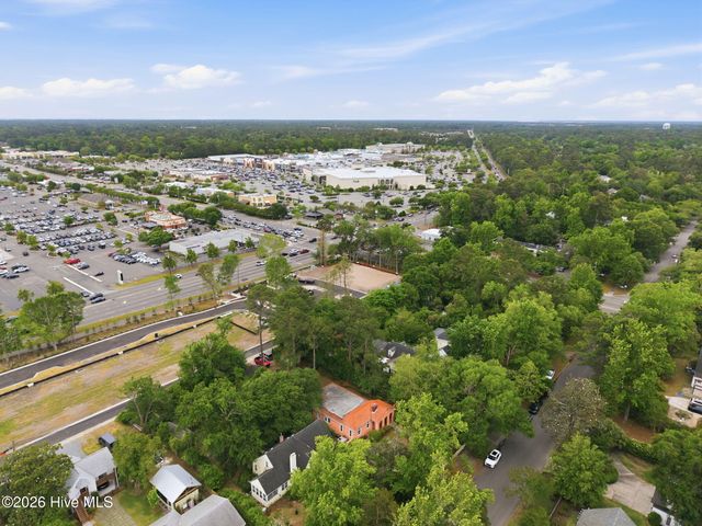 1411 Hawthorne Road, Wilmington, NC 28403