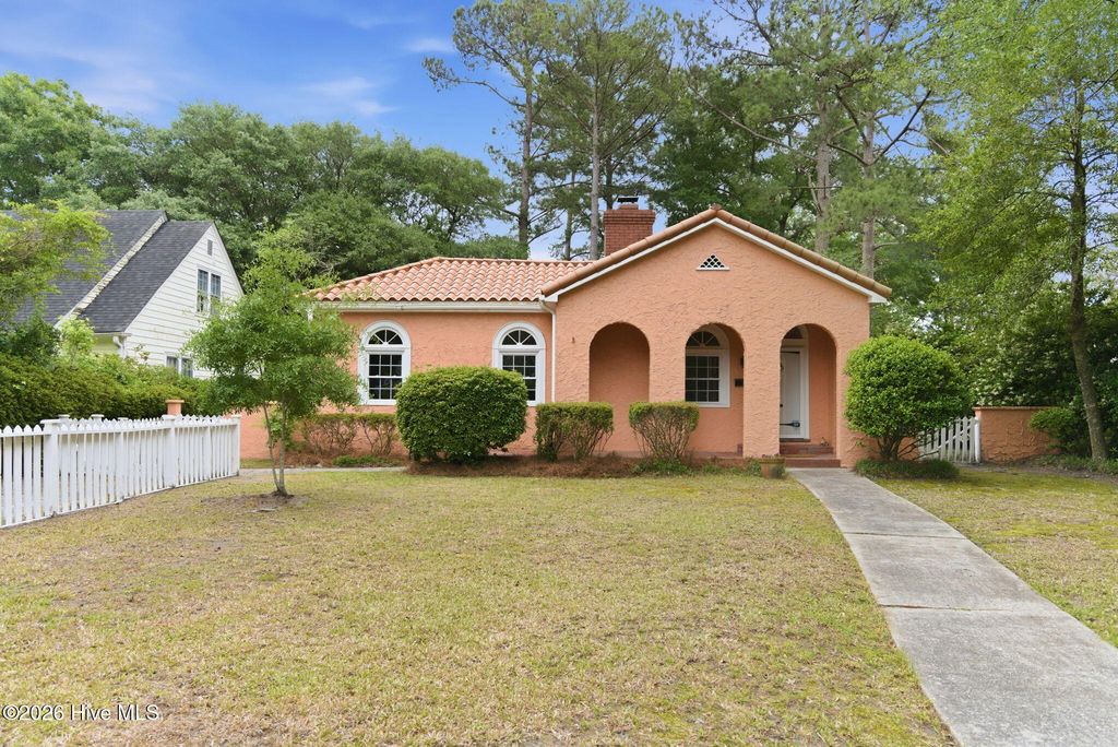 1411 Hawthorne Road, Wilmington, NC 28403