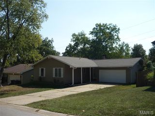 4558 Dakota Trail, St Charles, MO 63304