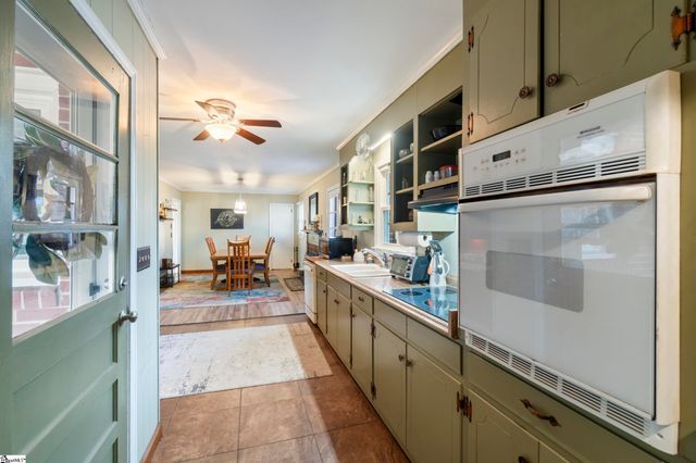 214 Lakeview Terrace, Simpsonville, SC 29681