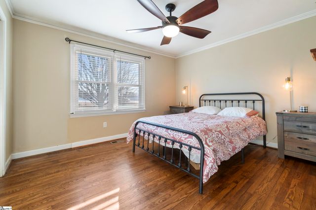 214 Lakeview Terrace, Simpsonville, SC 29681