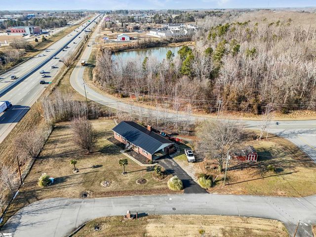 214 Lakeview Terrace, Simpsonville, SC 29681