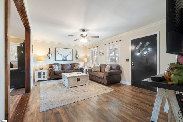 214 Lakeview Terrace, Simpsonville, SC 29681