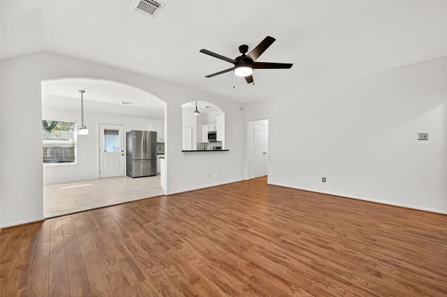 1415 Rogers Lake Lane, Richmond, TX 77407