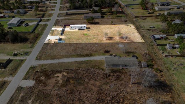 667 Road 5252, Cleveland, TX 77327