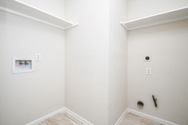 23131 N Waterlake Drive, Richmond, TX 77406