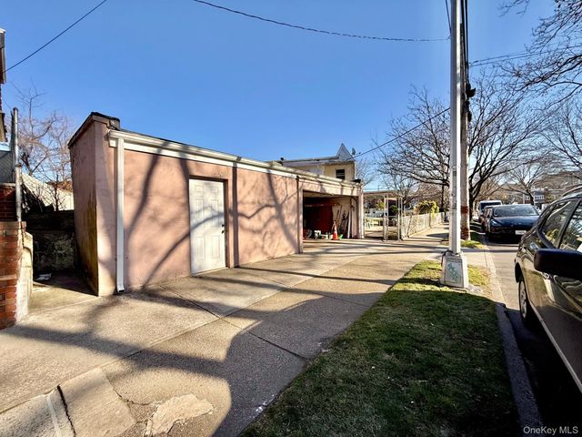 66-05 Garfield Avenue, Woodside, NY 11377