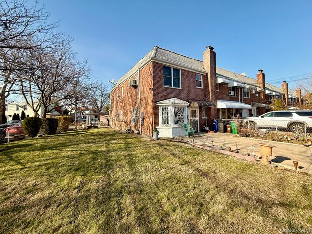 66-05 Garfield Avenue, Woodside, NY 11377