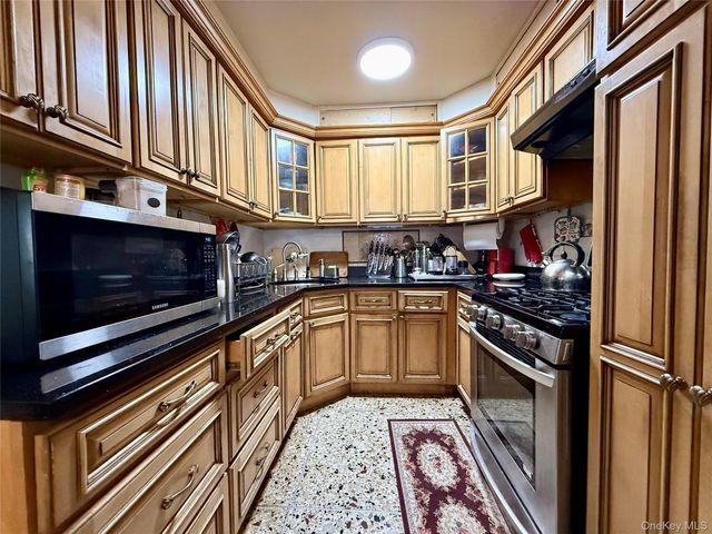66-05 Garfield Avenue, Woodside, NY 11377