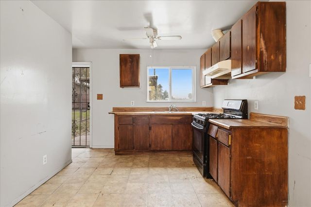 185 E Fantz Avenue, Fresno, CA 93706