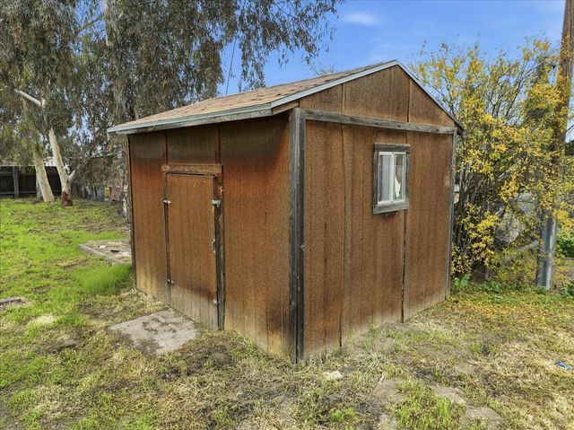 185 E Fantz Avenue, Fresno, CA 93706