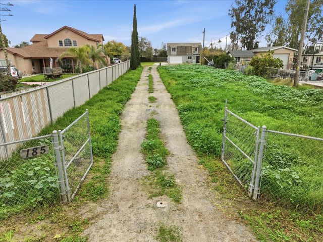 185 E Fantz Avenue, Fresno, CA 93706