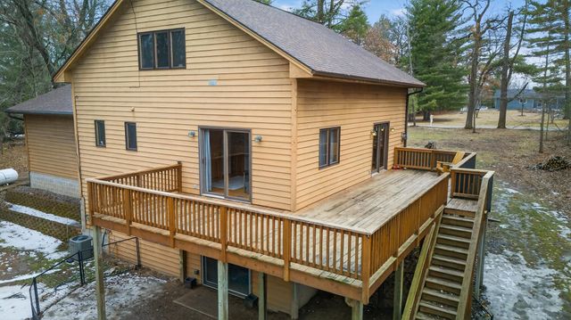 2871 320th Avenue NW, Cambridge, MN 55008