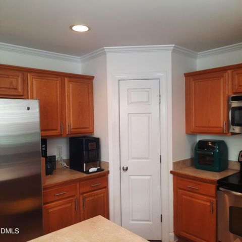 2141 Boyd Creek Drive, Graham, NC 27253