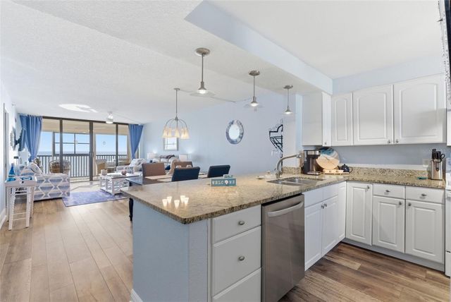 15462 GULF BOULEVARD 406, Madeira Beach, FL 33708