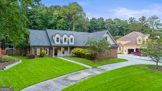 150 Oak Manor, Fayetteville, GA 30214