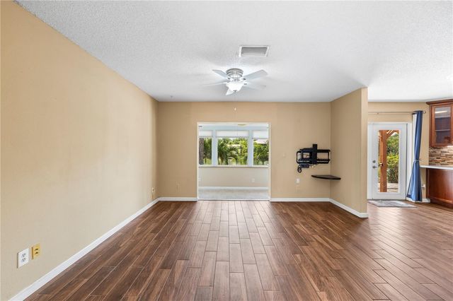 914 CARLTON ROAD, Tarpon Springs, FL 34689