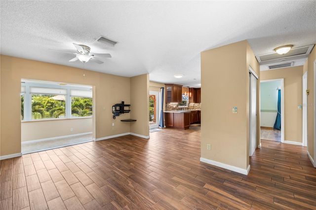914 CARLTON ROAD, Tarpon Springs, FL 34689