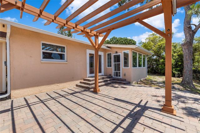 914 CARLTON ROAD, Tarpon Springs, FL 34689