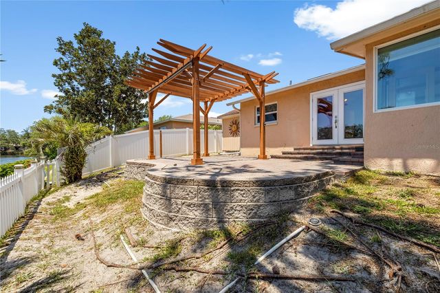 914 CARLTON ROAD, Tarpon Springs, FL 34689