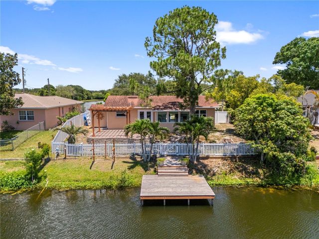 914 CARLTON ROAD, Tarpon Springs, FL 34689